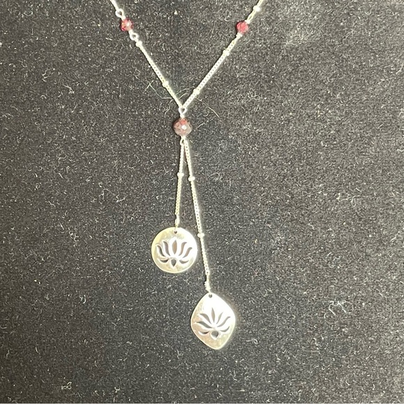 Satya Signed Silver Open Work Lotus Double Pendant Lariat Necklace - Picture 2 of 9